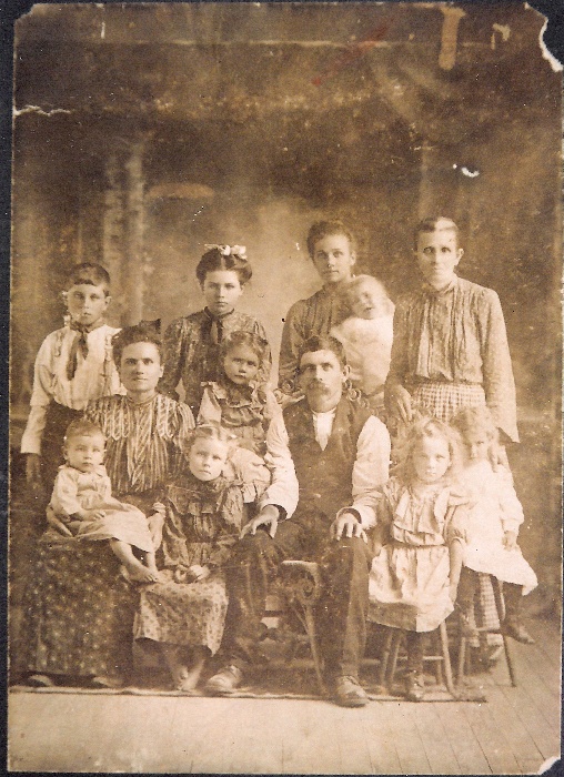 Families of Bill and Cal Lambert - Taken about 1907                                                                